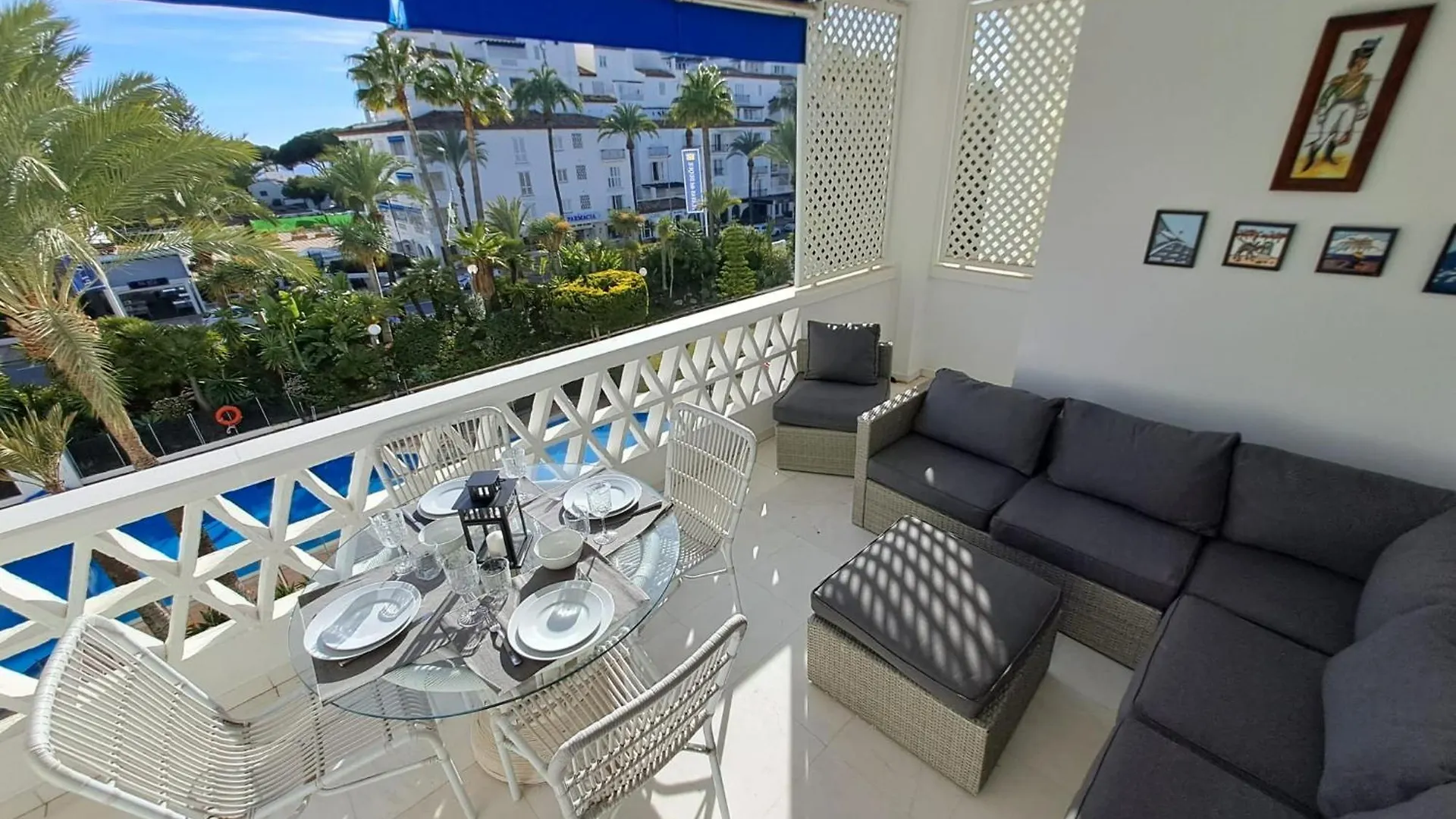 Luminous Apartment In Playas Del Duque , Puerto Banus By Holidays & Home マルベーリャ